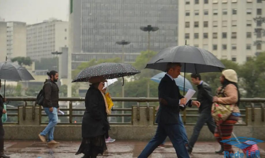 Leia mais sobre o artigo Fim do verão terá fortes chuvas em diversas regiões do país