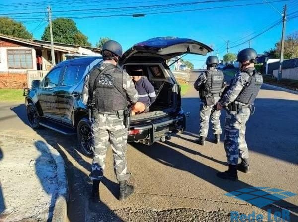 Leia mais sobre o artigo Guarapari: Integrante do PCC que comandava tráfico em Guarapari é preso na Paraná