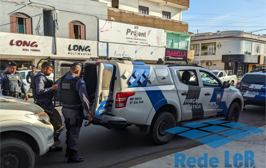 Leia mais sobre o artigo Marataízes: Homem em surto após uso de entorpecentes é contido pela Polícia em Marataízes