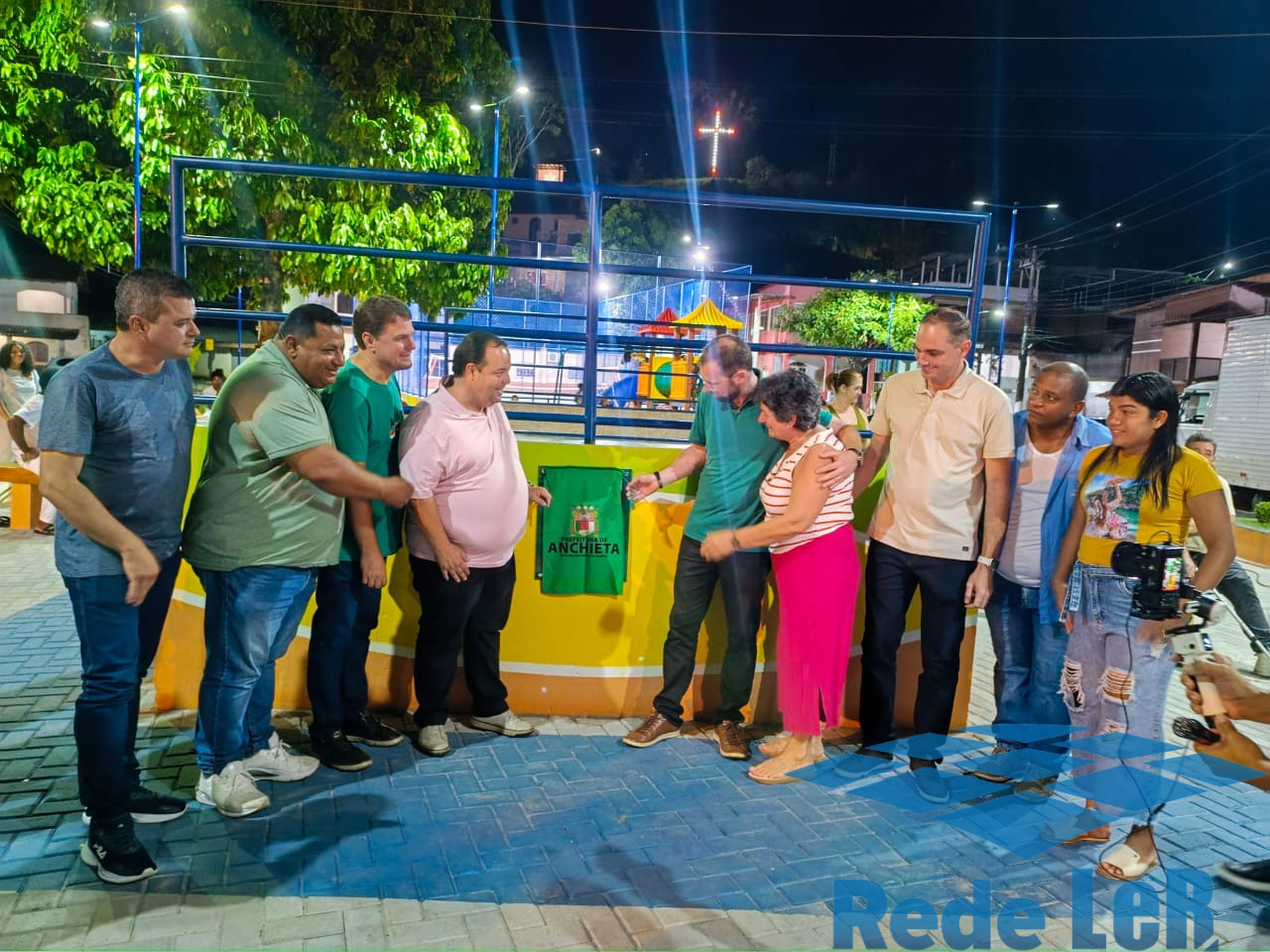 Leia mais sobre o artigo Prefeito inaugura praça de Jabaquara