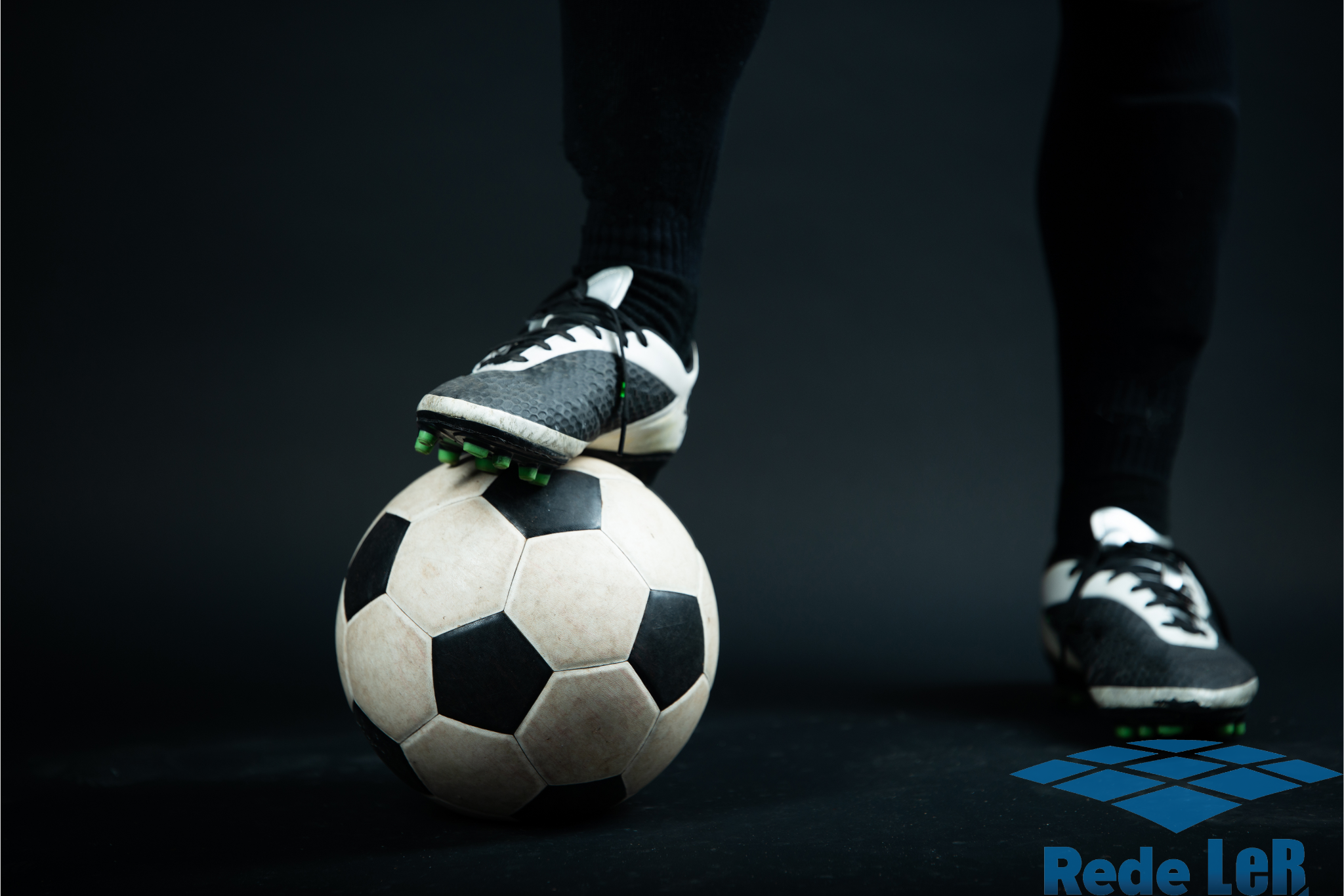 Leia mais sobre o artigo Piúma: Inscrições abertas para o Campeonato Municipal de Futsal Masculino e Feminino 2024 em Piúma