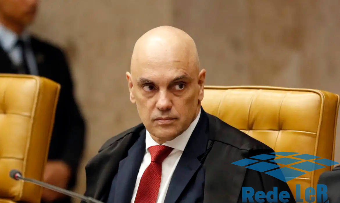 Leia mais sobre o artigo Maioria do STF nega recurso para tirar Moraes do inquérito do golpe