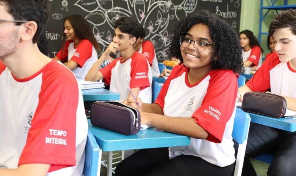 Leia mais sobre o artigo Espírito Santo manteve liderança nacional entre Redes Públicas Estaduais na média da redação