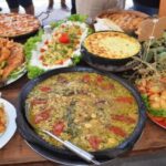 Festival de Frutos do Mar continua agitando agita as noites de Iriri com gastronomia, música e cultura