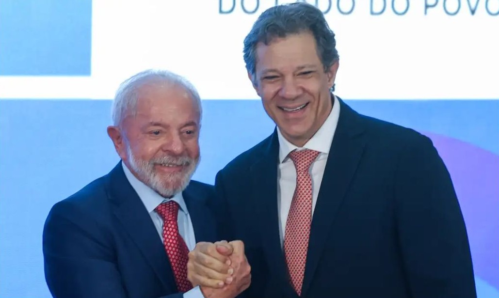 Leia mais sobre o artigo Governo lança regime especial para atrair datacenters