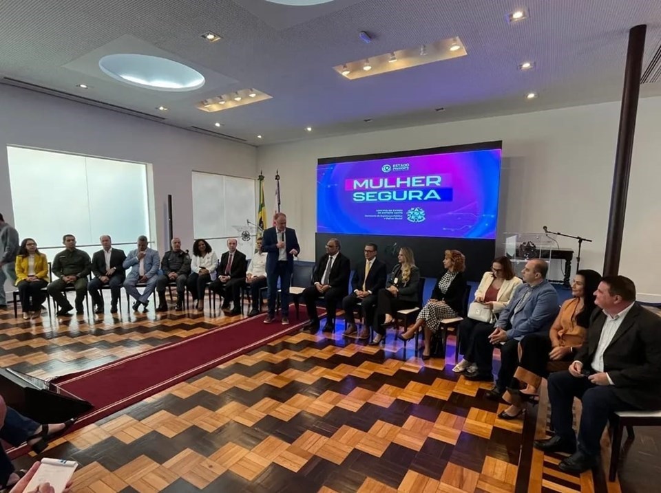 Leia mais sobre o artigo Governo do Estado expande monitoramento do Programa Mulher Segura para município da Serra