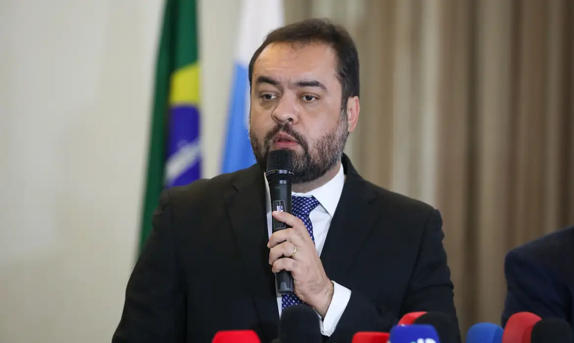 Leia mais sobre o artigo TSE retomará julgamento que pode cassar governador do RJ