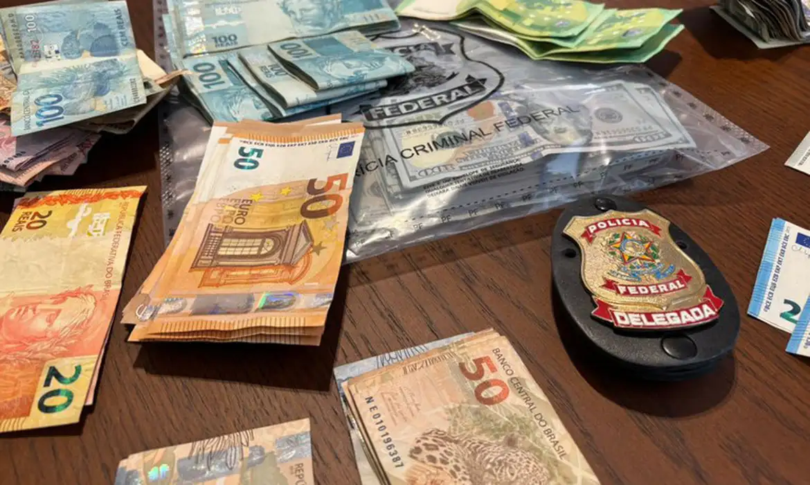 Leia mais sobre o artigo Operação da PF combate organização que fraudava licitações